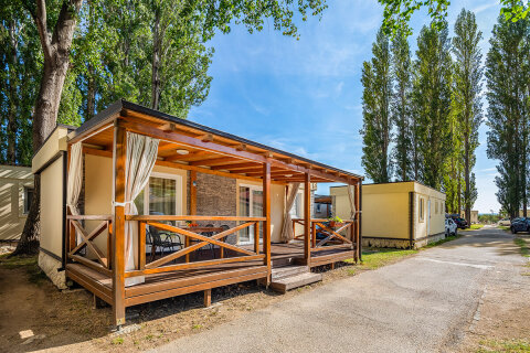 MHRMV - Mobilhome Relax 6+2 (Mountain View) pro 6–8 osob, Almissa Resort, Omiš, Chorvatsko