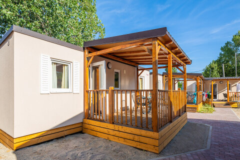 MHRN - Mobilhome Relax 4+2 Nord pro 4–6 osob, Almissa Resort, Omiš, Chorvatsko