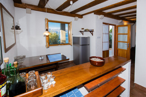 Prázdninový dům Tišina - spodní patro, severní zátoky ostrova Hvar, Chorvatsko