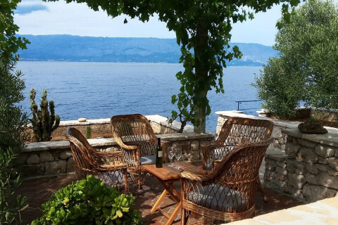 Prázdninový dům Tišina - spodní patro, severní zátoky ostrova Hvar, Chorvatsko