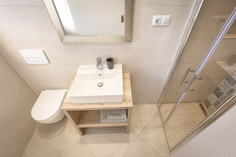 Prázdninový dům Tišina - horní patro, severní zátoky ostrova Hvar, Chorvatsko