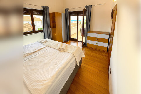 Prázdninový dům Mikula - ložnice v patře, Povljana, ostrov Pag, Chorvatsko