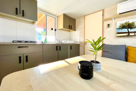 Mobilhome Adriatic, Primošten, Šibenická riviéra, Chorvatsko