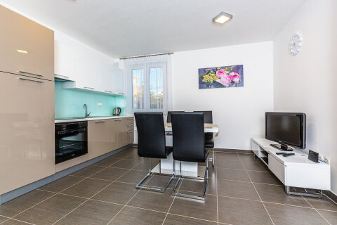 A1 - apartmány Crystal, Podstrana, Chorvatsko