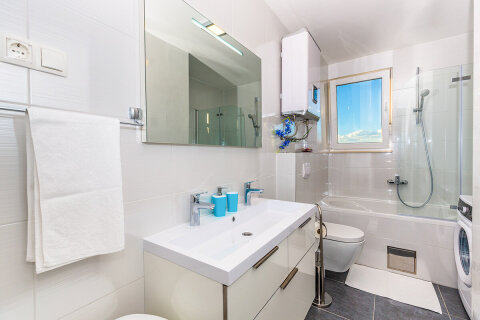 A2 - apartmány Crystal, Podstrana, Chorvatsko