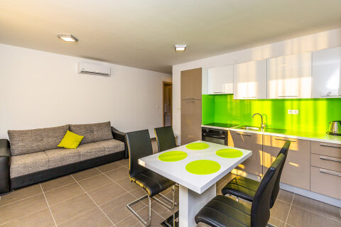 A3 - apartmány Crystal, Podstrana, Chorvatsko