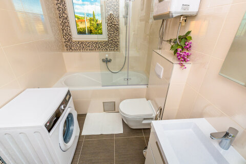 A3 - apartmány Crystal, Podstrana, Chorvatsko