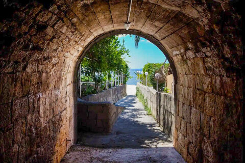 Apartmány Crystal - podchod k pláži, Podstrana, Chorvatsko