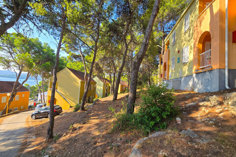 Resort Zelena Punta - domy s apartmány typu A, Kukljica, ostrov Ugljan, Chorvatsko