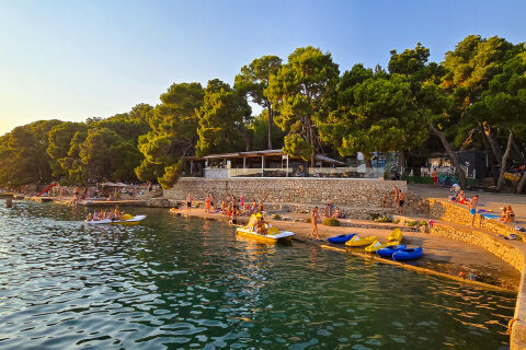Resort Zelena Punta - pláže, Kukljica, ostrov Ugljan, Chorvatsko