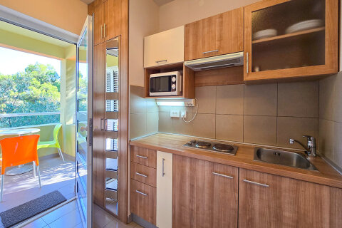 A - Resort Zelena Punta, Kukljica, ostrov Ugljan, Chorvatsko