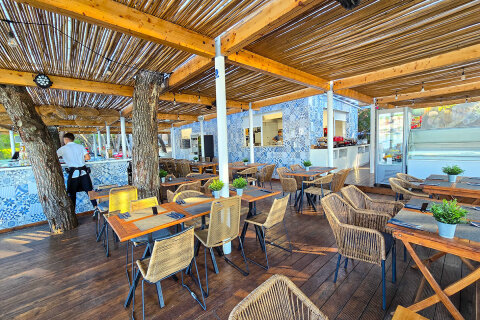 Resort Zelena Punta - bufetové snídaně v baru Skakaona, Kukljica, ostrov Ugljan, Chorvatsko