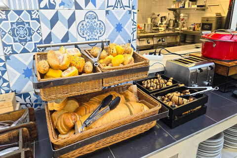 Resort Zelena Punta - bufetové snídaně v baru Skakaona, Kukljica, ostrov Ugljan, Chorvatsko