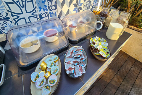 Resort Zelena Punta - bufetové snídaně v baru Skakaona, Kukljica, ostrov Ugljan, Chorvatsko