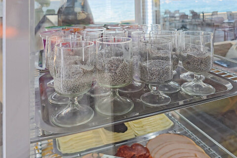 Resort Zelena Punta - bufetové večeře v baru Skakaona, Kukljica, ostrov Ugljan, Chorvatsko