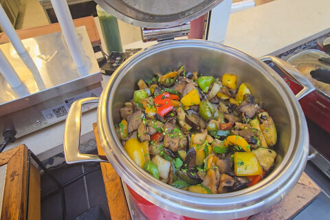 Resort Zelena Punta - bufetové večeře v baru Skakaona, Kukljica, ostrov Ugljan, Chorvatsko