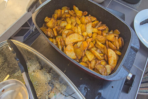 Resort Zelena Punta - bufetové večeře v baru Skakaona, Kukljica, ostrov Ugljan, Chorvatsko