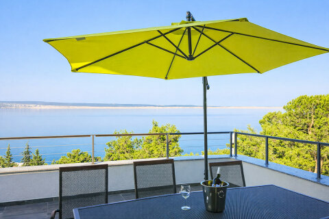 Apartmány Sunset - výhled na moře z terasy apartmánu A2, Starigrad, Zadarská riviéra, Chorvatsko