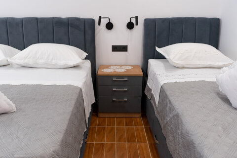 A8 - apartmány Enim, Promajna, Chorvatsko