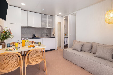 Premium Escape s vířivkou pro 4–5 osob, Pinadria Resort, Baška Voda, Makarská riviéra, Chorvatsko