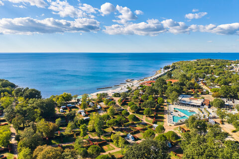 Aminess Maravea Resort**** - letecký pohled, Novigrad - Cittanova, Istrie, Chorvatsko