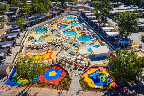 Aminess Atea Camping Resort***** - bazénový komplex, Njivice, ostrov Krk, Chorvatsko