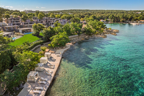 Aminess Atea Camping Resort***** - pláže, Njivice, ostrov Krk, Chorvatsko