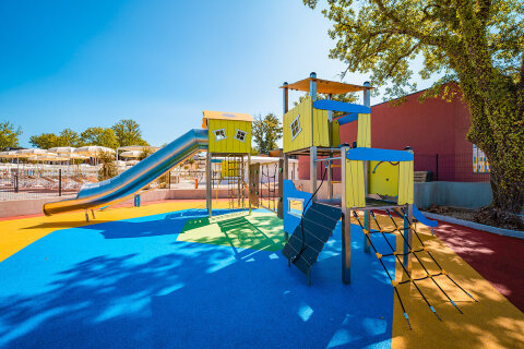 Aminess Atea Camping Resort***** - dětské hřiště, Njivice, ostrov Krk, Chorvatsko