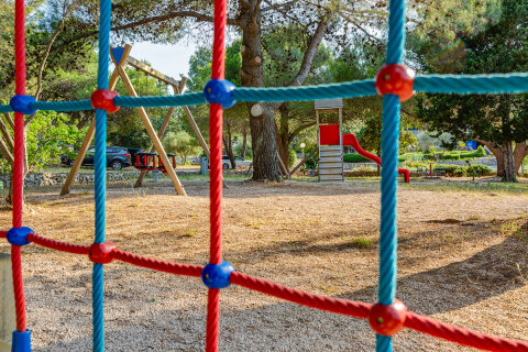 Resort Jezera Lovišća - dětské hřiště, ostrov Murter, Chorvatsko