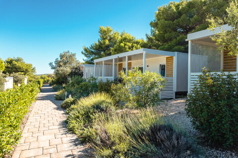 Resort Jezera Lovišća - mobilhome Premium, ostrov Murter, Chorvatsko