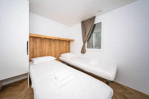 Resort Jezera Lovišća - mobilhome Premium, ostrov Murter, Chorvatsko