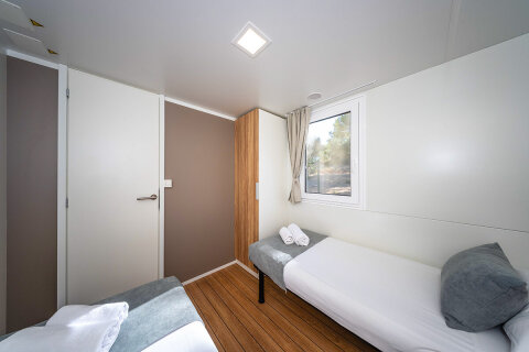 Resort Jezera Lovišća - mobilhome Comfort, ostrov Murter, Chorvatsko