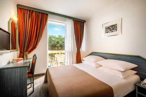 Dvoulůžkový pokoj s balkónem, Aminess Laguna Maradiso Hotel***, Novigrad - Cittanova, Istrie, Chorvatsko