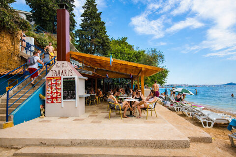 Apartmány Marin - bar u písečné pláže 180 m od domu, Sv. Filip i Jakov, Chorvatsko