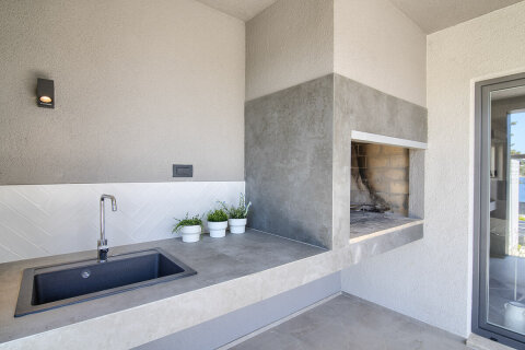 Prázdninový dům Lunjsko - letní kuchyně s grilem, Stara Novalja, ostrov Pag, Chorvatsko