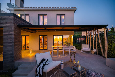 Prázdninový dům Lunjsko - terasa v přízemí, Stara Novalja, ostrov Pag, Chorvatsko