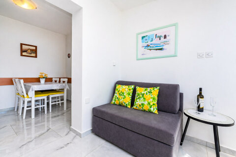 A1 - apartmány Erik, Metajna, ostrov Pag, Chorvatsko