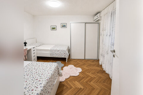 A1 - apartmány Aria, Tučepi, Makarská riviéra, Chorvatsko