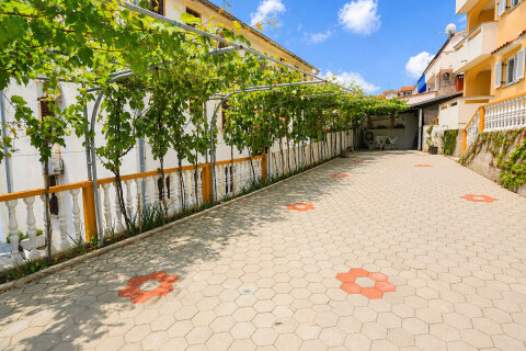 Apartmány Marijo - parkoviště, Baška, ostrov Krk, Chorvatsko
