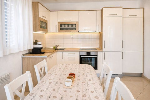 A2 - apartmány Vedrana, Tkon, ostrov Pašman, Chorvatsko