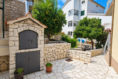 Apartmány Mia - gril u domu, Primošten, Šibenická riviéra, Chorvatsko