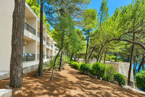 Superior Apartmán pro 2–4 osoby, Holiday Village Sagitta***, Lokva Rogoznica, Omišská riviéra, Chorvatsko