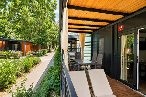MHAA - Mobilhome Adria Superior 4+1 Whirpool A zona pro 4–5 osob, Almissa Resort, Omiš, Chorvatsko