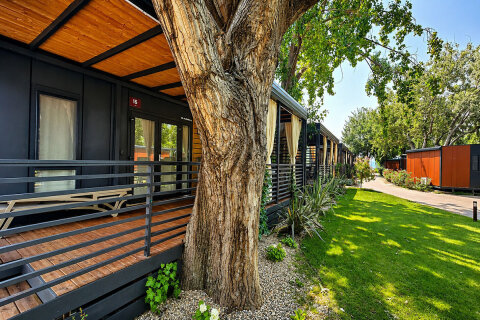 MHAA - Mobilhome Adria Superior 4+1 Whirpool A zona pro 4–5 osob, Almissa Resort, Omiš, Chorvatsko