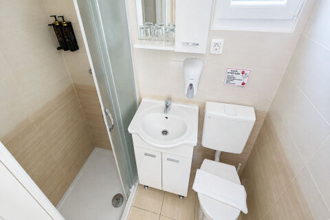 MHFW - Mobilhome Family 6+2 C zona Whirpool pro 6–8 osob, Almissa Resort, Omiš, Chorvatsko