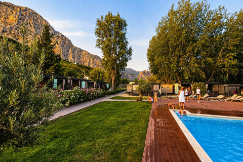 MHAC - Mobilhome Adria Superior 4+1 C zona pro 4–5 osob, Almissa Resort, Omiš, Chorvatsko