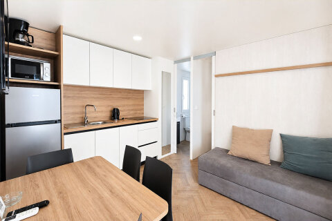 MHAC - Mobilhome Adria Superior 4+1 C zona pro 4–5 osob, Almissa Resort, Omiš, Chorvatsko