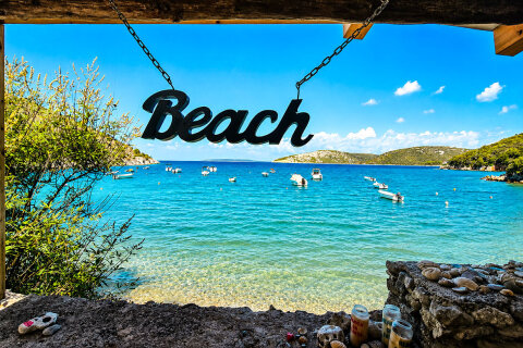 Robinzonáda Beach