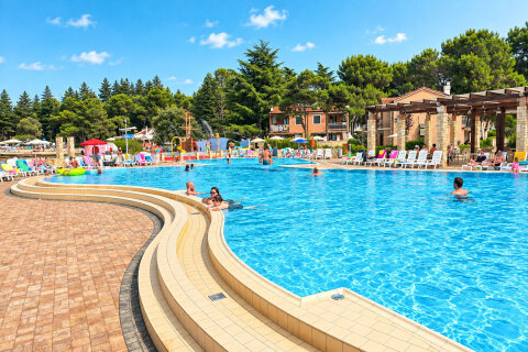 Bazén Osmica, apartmánový resort Stella Maris, Umag, Istrie