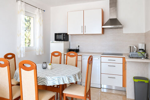 A2 - apartmány Slavuj, Privlaka, Zadarská riviéra, Chorvatsko